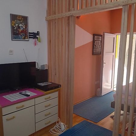 D,Apartman Omišalj Esterno foto