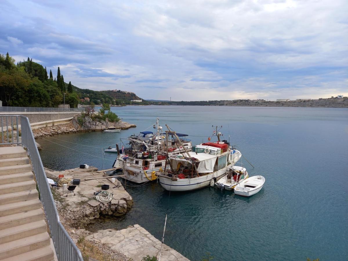 D,Apartman Omišalj Esterno foto