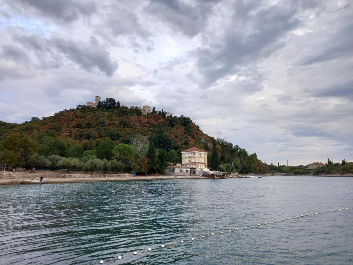 D,Apartman Omišalj Esterno foto