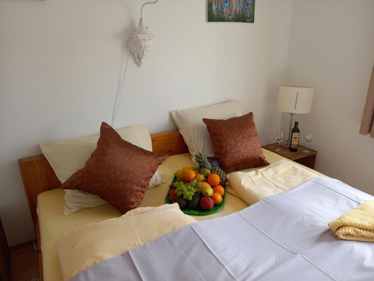 D,Apartman Omišalj Esterno foto